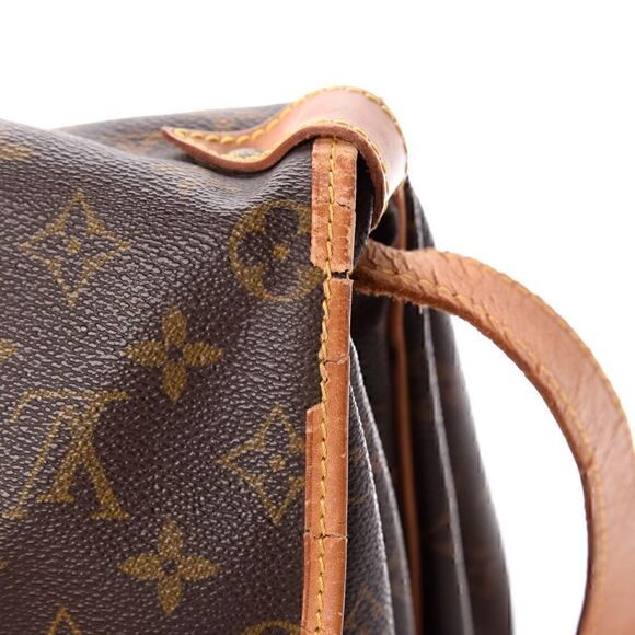LOUIS VUITTON Classic Unisex Monogram Saumur 35 Cross Body bag Vintage 1992 - Picture 14 of 17